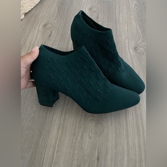 Impo stretch memory foam dark green shoes - Picture 3 of 6